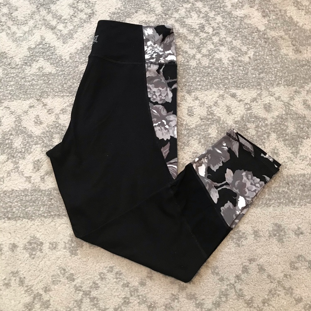 Everlast Sport black pants with floral side accent